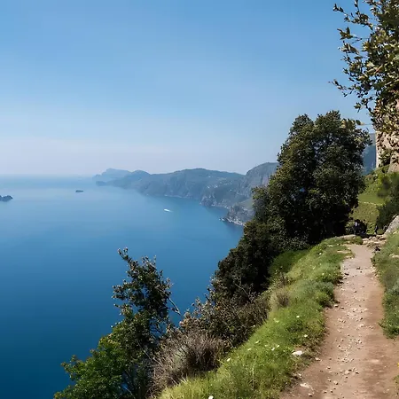 Coast 2 Coast Nocleg ze śniadaniem Agerola